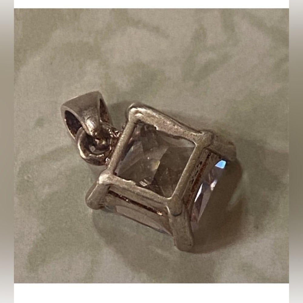 Silver Tone Cubic Zirconia Statement Pendant #6775 ❤️‍🔥 - Picture 5 of 8